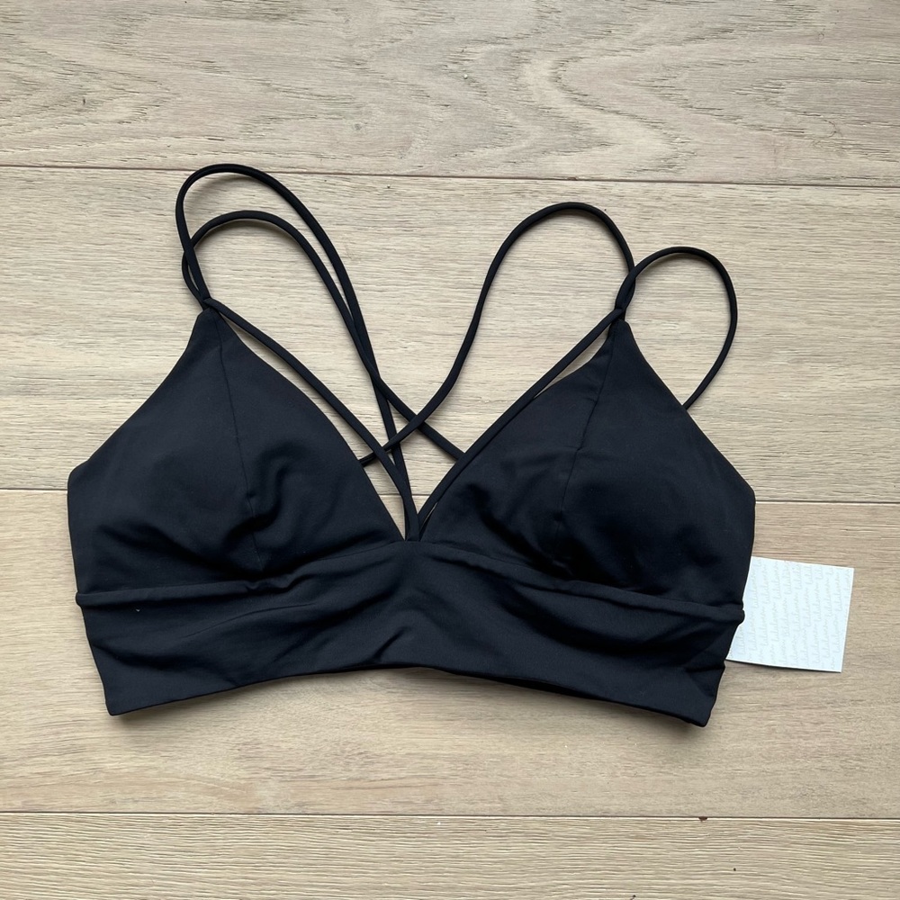 NWT  LULULEMON • Pushing Limits Bra • size 12